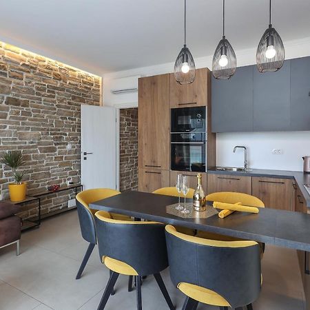 Apartman Borgo Marina - By The Sea 里耶卡 外观 照片