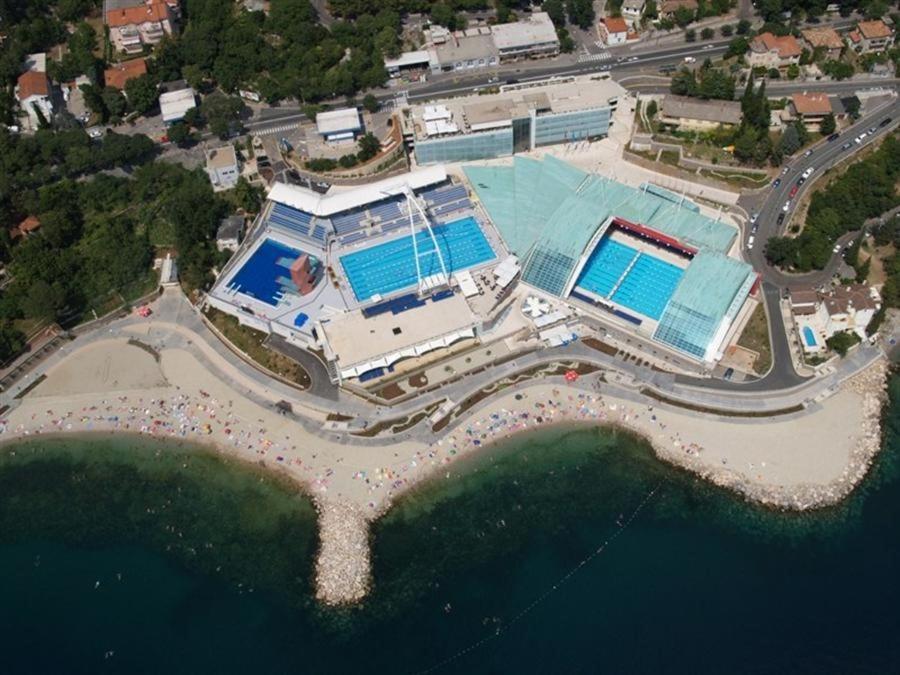 Apartman Borgo Marina - By The Sea 里耶卡 外观 照片