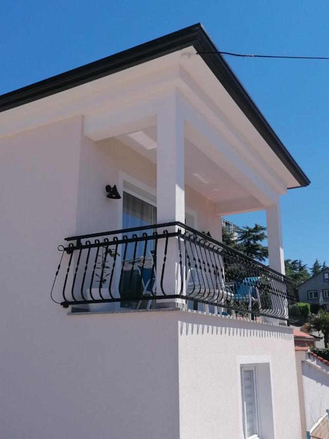 Apartman Borgo Marina - By The Sea 里耶卡 外观 照片