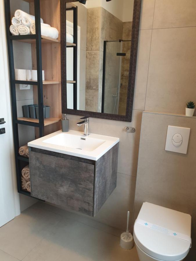 Apartman Borgo Marina - By The Sea 里耶卡 外观 照片