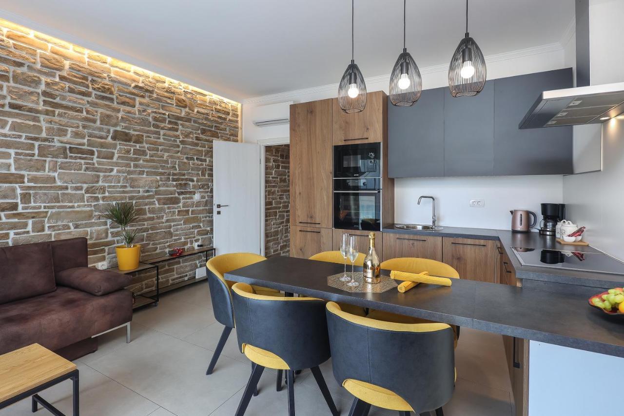 Apartman Borgo Marina - By The Sea 里耶卡 外观 照片