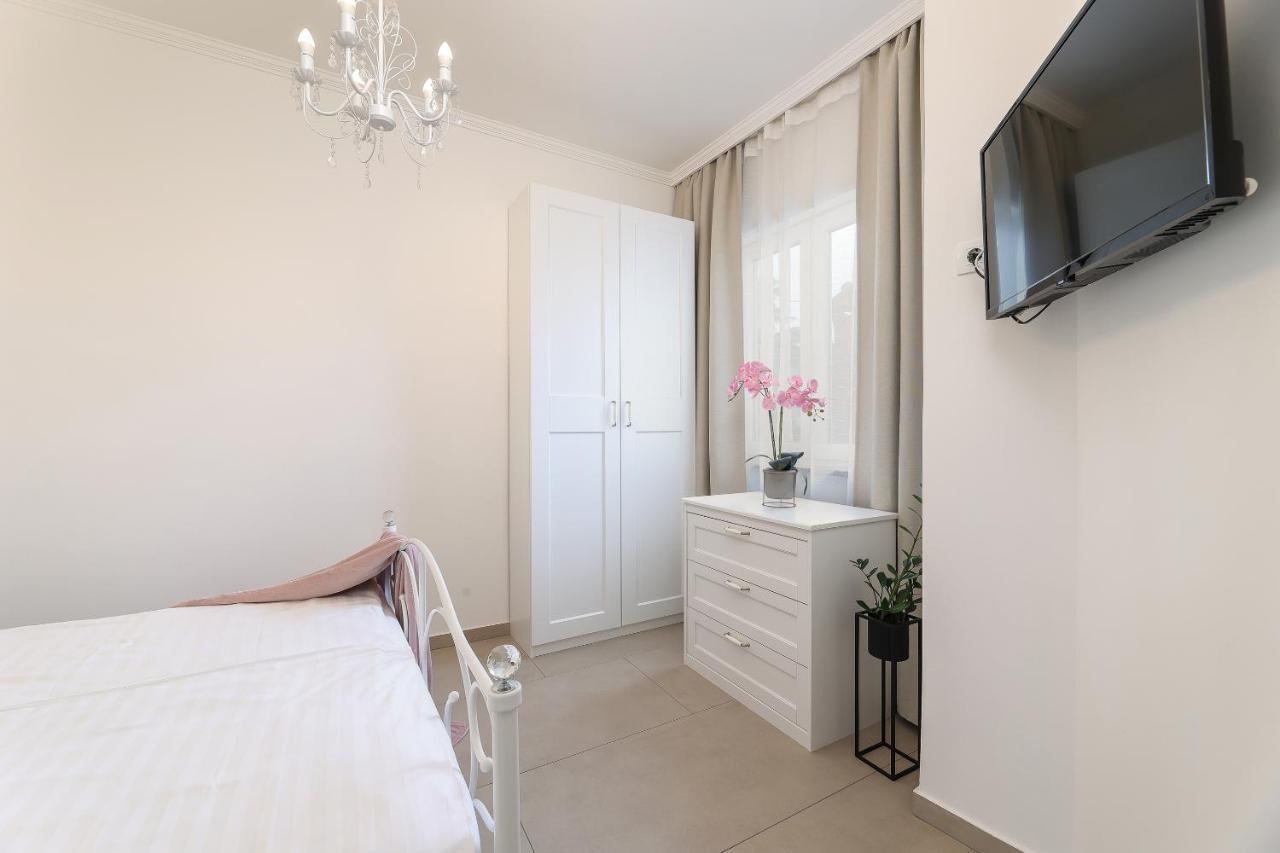 Apartman Borgo Marina - By The Sea 里耶卡 外观 照片