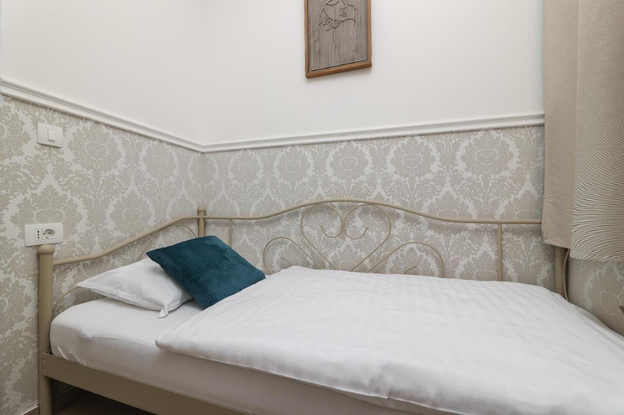 Apartman Borgo Marina - By The Sea 里耶卡 外观 照片