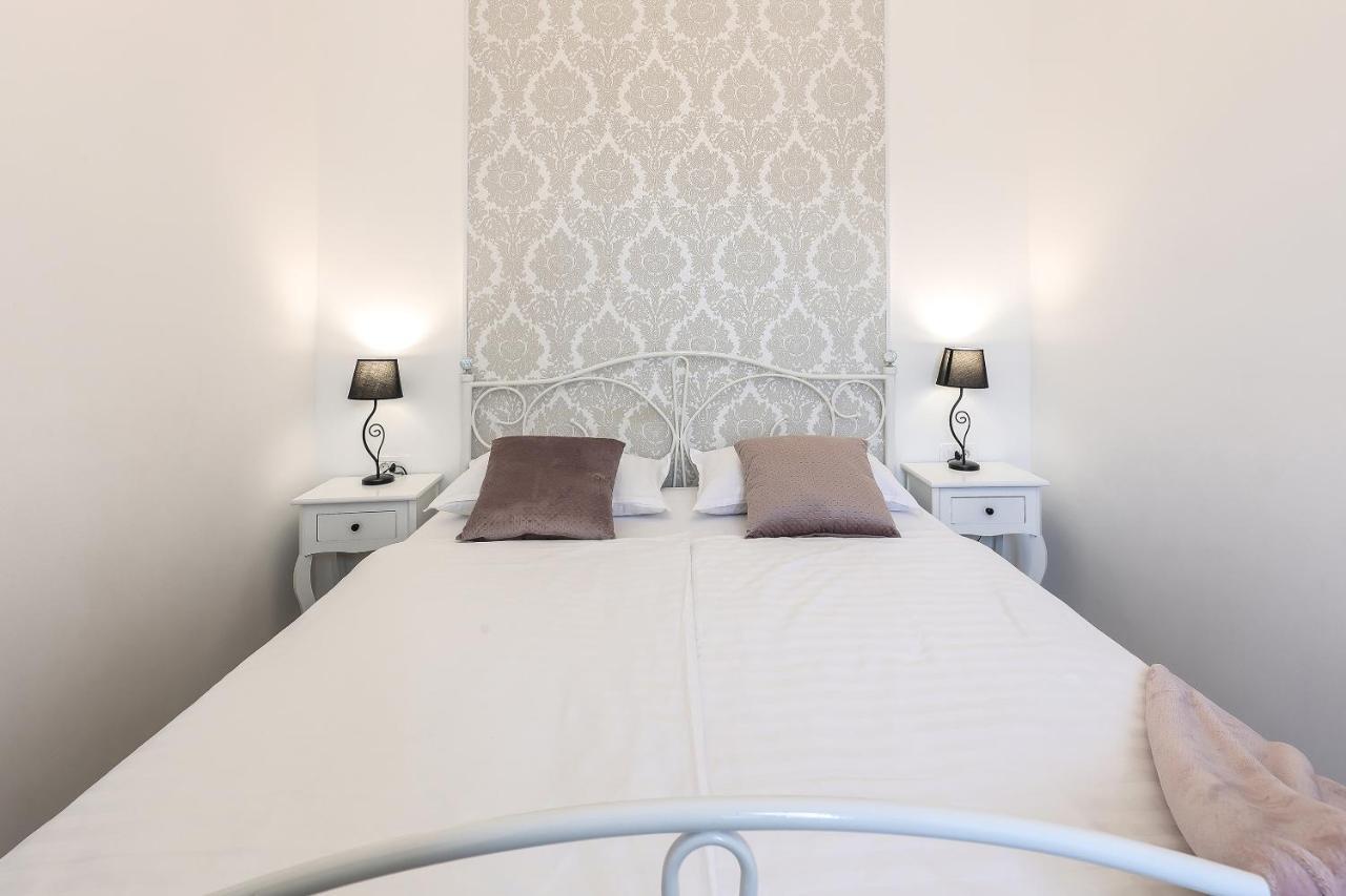 Apartman Borgo Marina - By The Sea 里耶卡 外观 照片